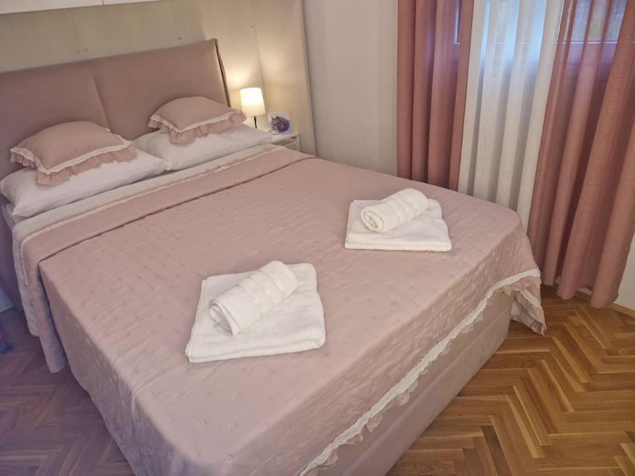 Apartment Pupila Солин Екстериор снимка
