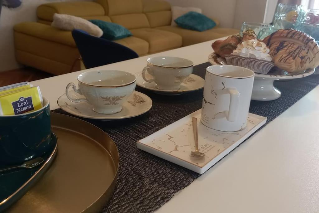 Apartment Pupila Солин Екстериор снимка