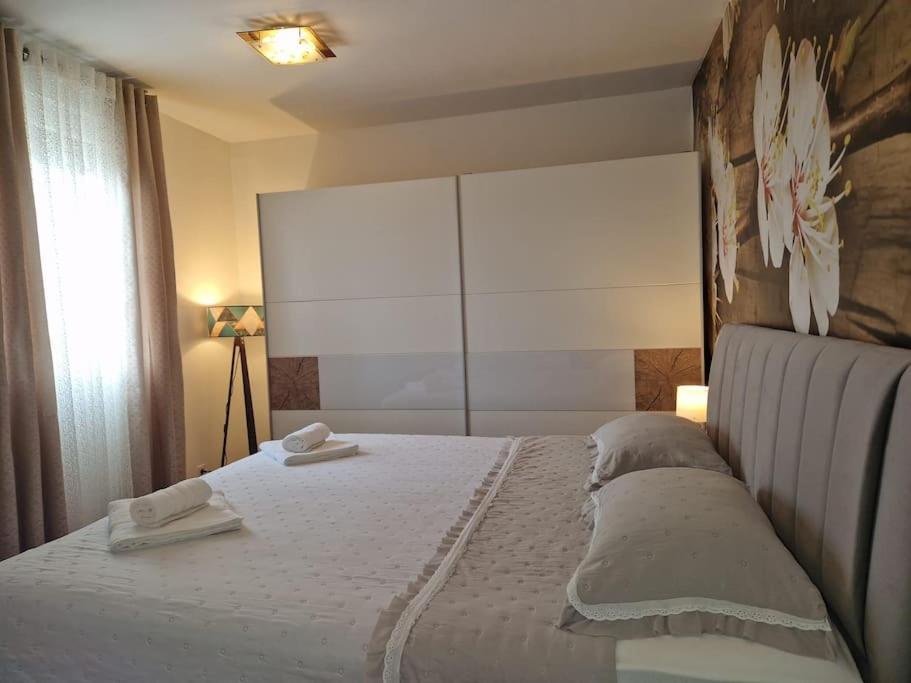 Apartment Pupila Солин Екстериор снимка